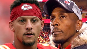 patrick mahomes and his dad Pat Mahomes Sr getty comp 2