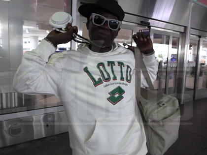 050826 flavor flav primary