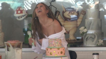 033117_chrissy_teigen_kal