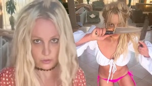 Britney Spears se lanza contra los policías que le hicieron un control tras bailar con cuchillos