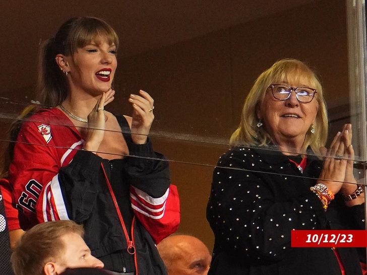 taylor swift donna kelce