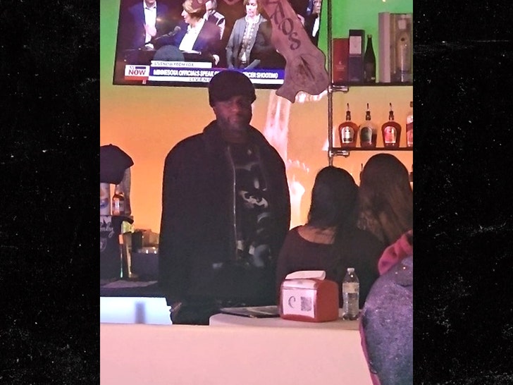 lamar-odom-sub-backgrid-2