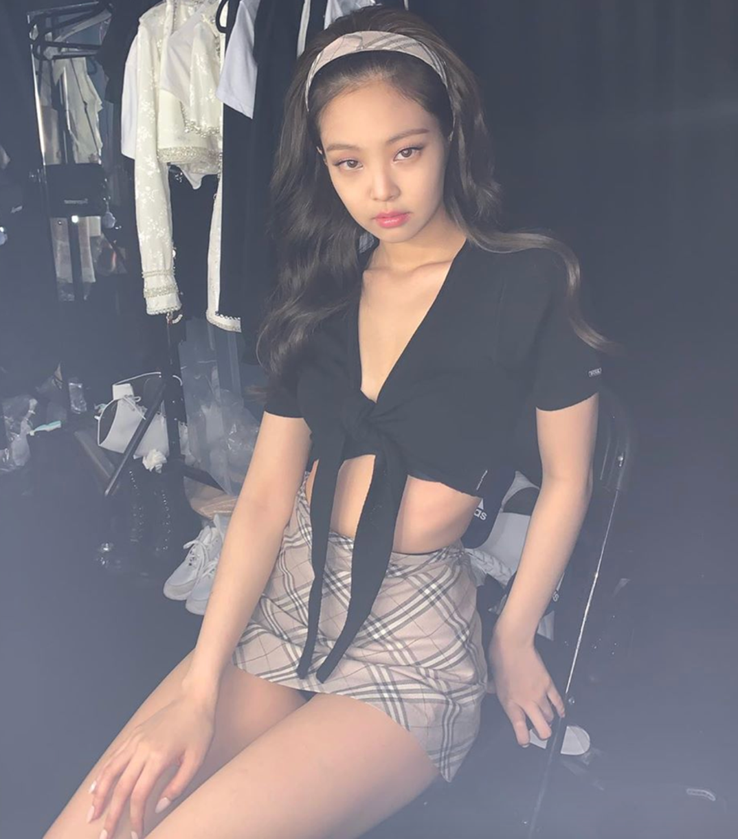 Kim-Jennie-blackpink-hot-photos16