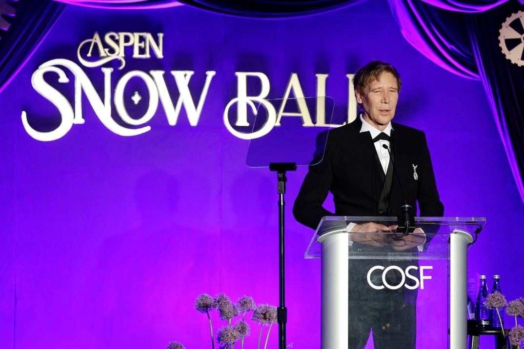 Stars At 4th Annual Snow Ball Gala 19
