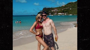 Alex Bregman Ducking Astros Scandal On Island Vacay With Smokin' Hot GF