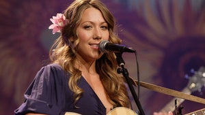 Singer Colbie Caillat 'Memba Her?!