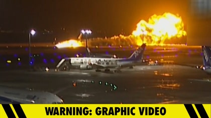 010124_japan_plane_crash_kal