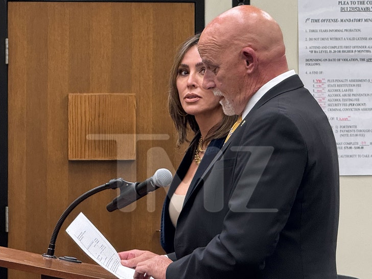 Kelly Dodd in court tmz wm 2