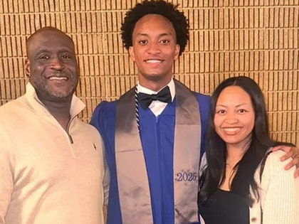 nolan wells and parents