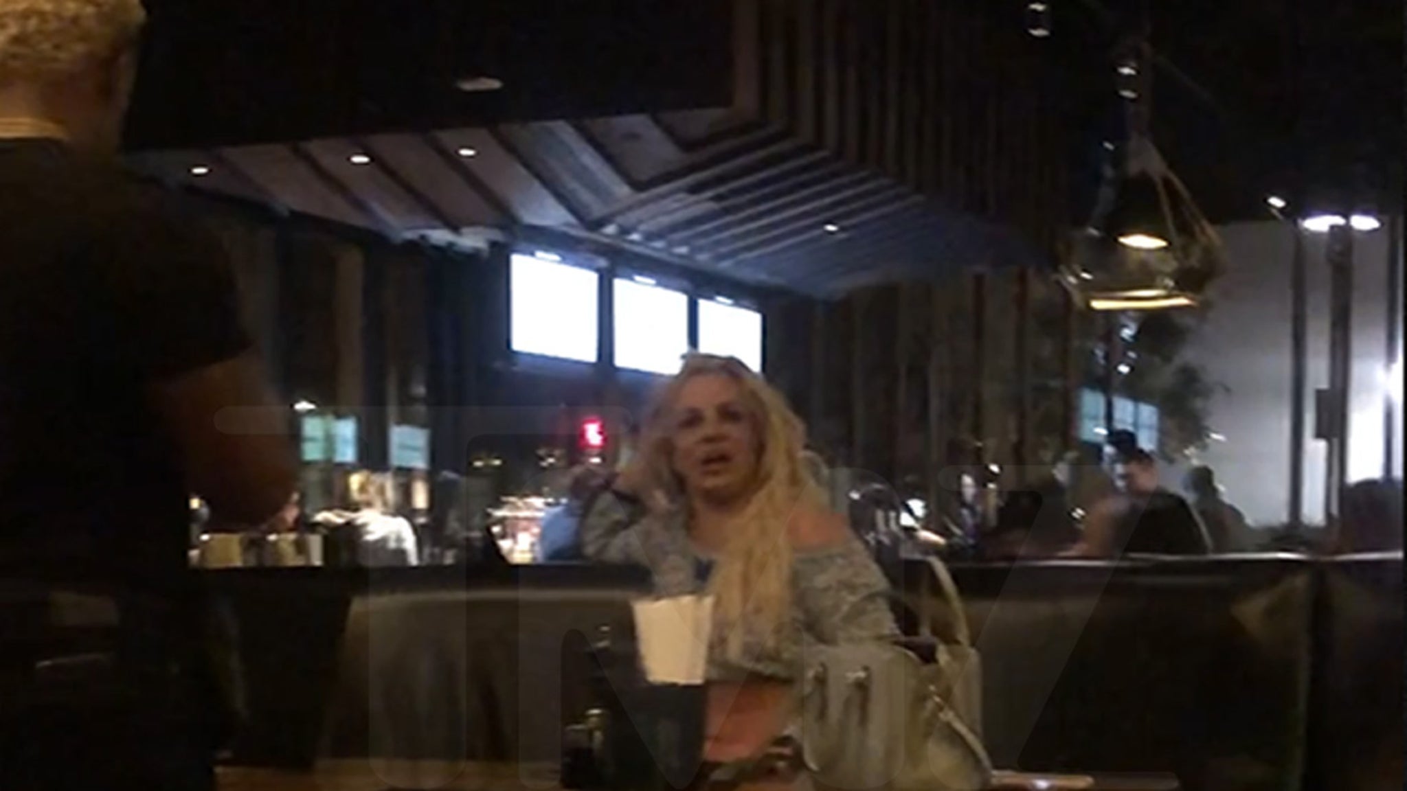 Britney Spears Acting 'Manic' in Restaurant, Husband Sam Storms Off