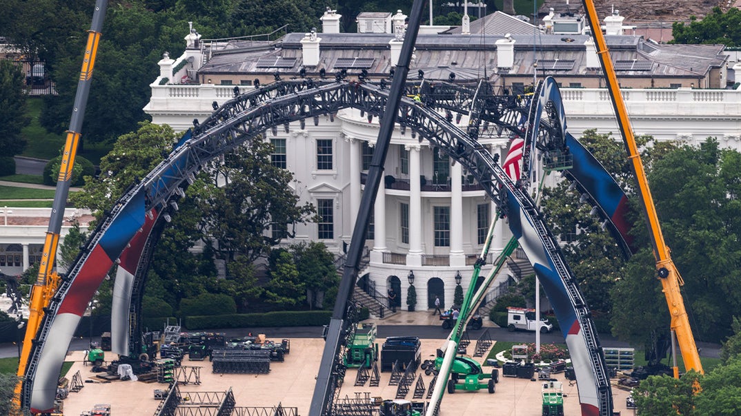 0526-White-House-UFC-Construction-PRIMARY