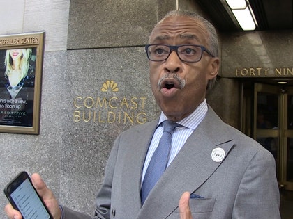 090116_al_sharpton_primary