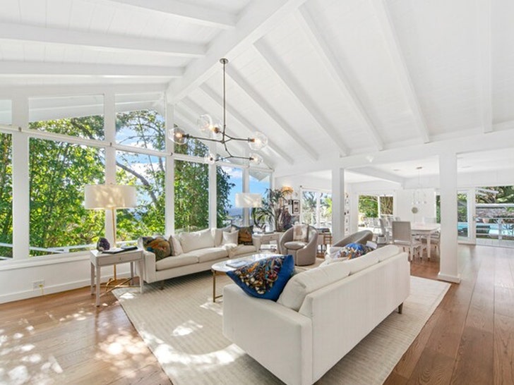 Miranda Kerr -- Sold Her Malibu Home for $4M