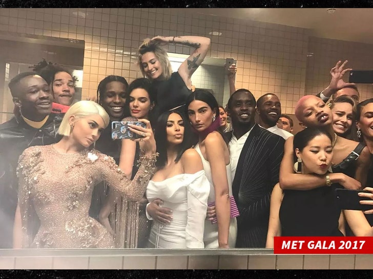 Representantes do Instagram Kylie Jenn Gala 2017