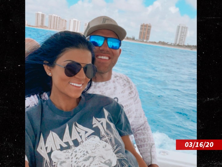 alex-kompothecras-elisa-salerno-sub-ig-1