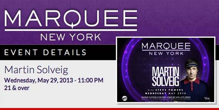 Justin Bieber -- Underage Clubbin' in NYC :: 0530-subasset-marquee-2