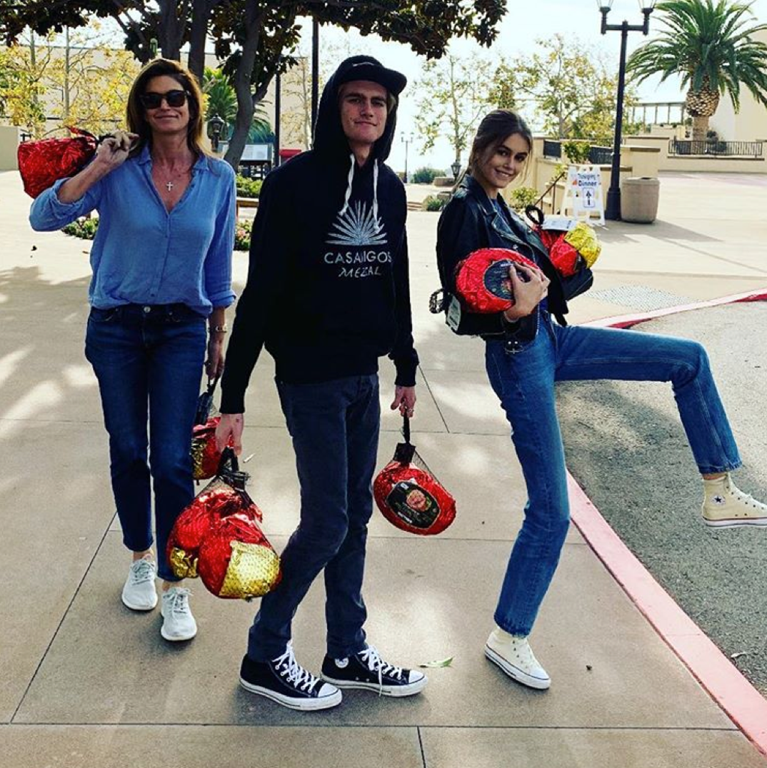 rande_gerber_cindy_crawford_family_photos0