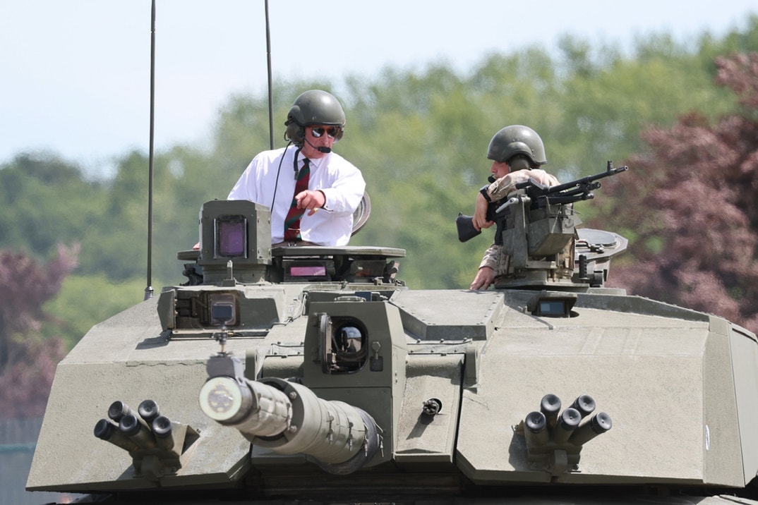 King Charles Tank 10