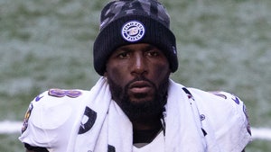 Dez Bryant 'Looking For Clarity' After 3 Consecutive Negative COVID Tests