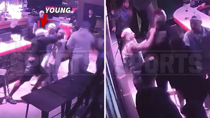 Vince Young Knocked Out In Wild Bar Fight, Video Shows