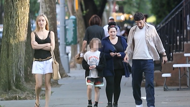 060826 Jason Biggs Jenny Mollen kal