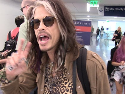 092515_steven_tyler_primary