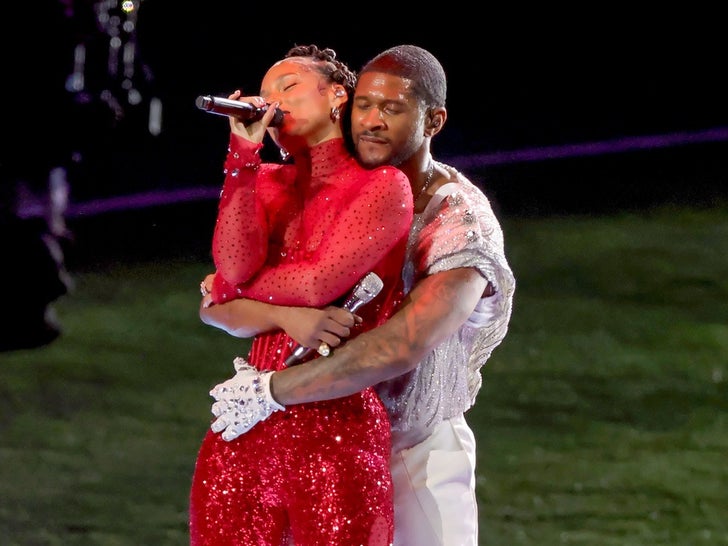 Usher And Alicia Keys Get Close During Super Bowl LVIII Halftime Show