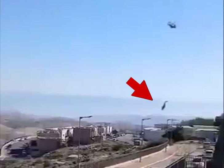 011626_israeli_helicopter_crash_falling