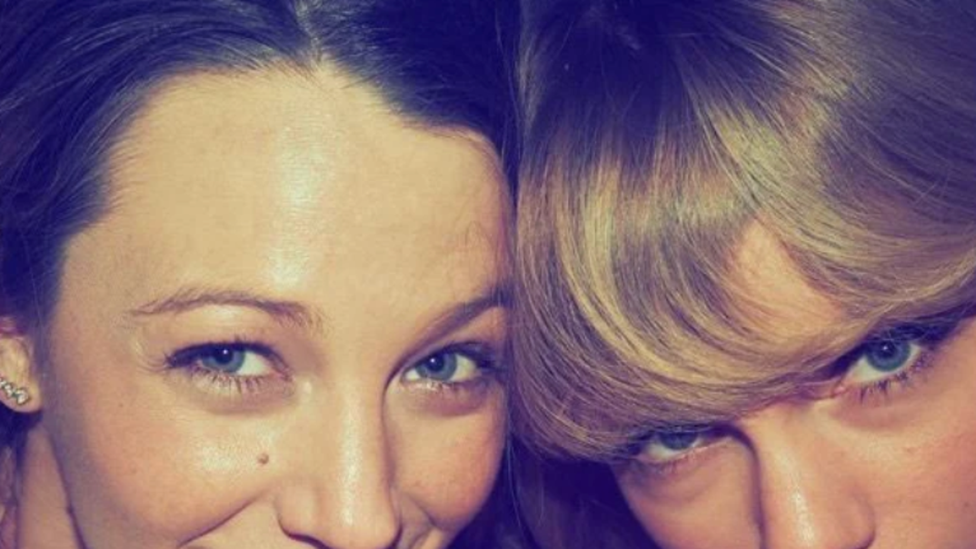 Taylor Swift Blake Lively Together Friends photos 4