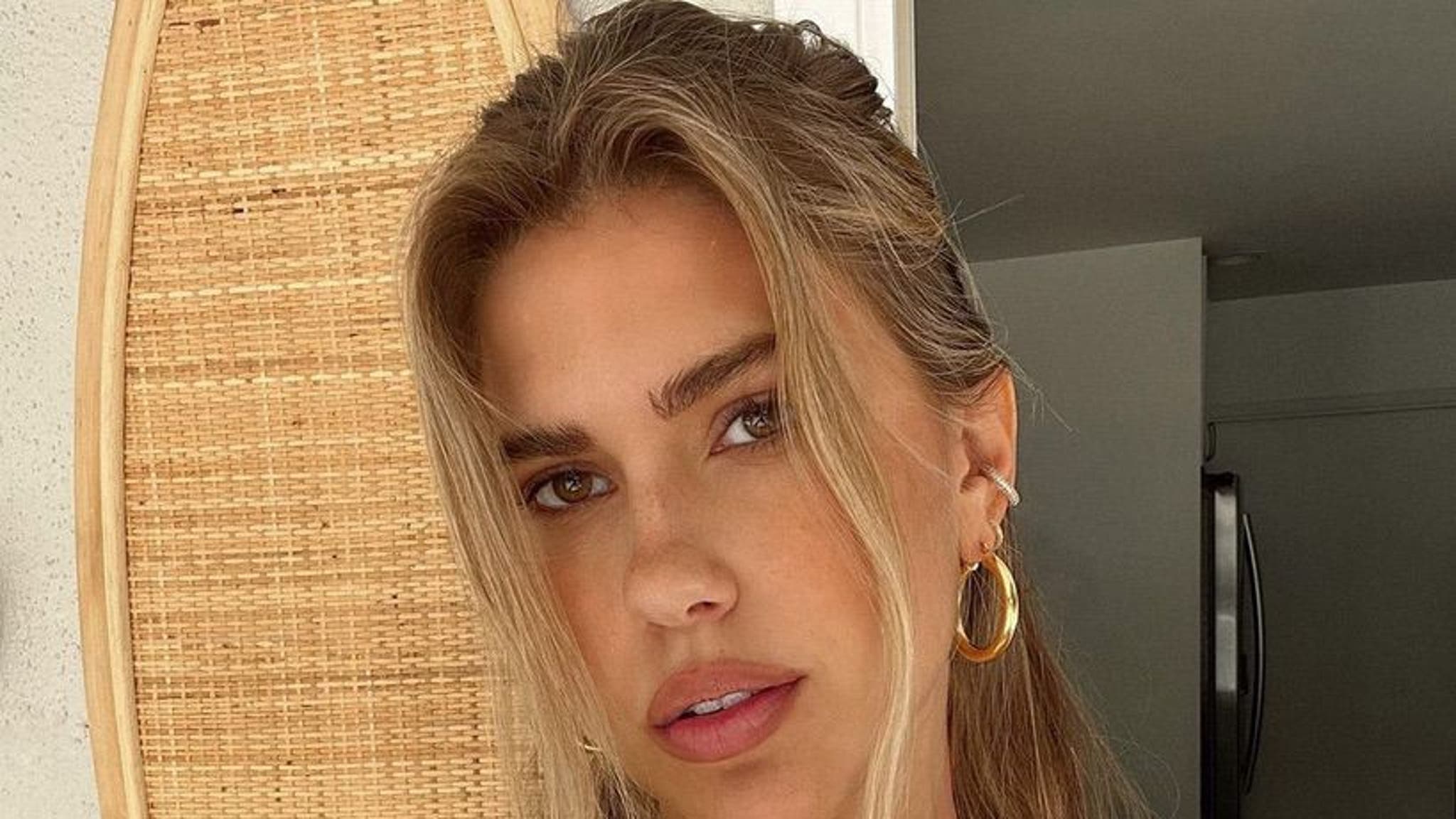 Kara Del Toro's Sexy Snapshots