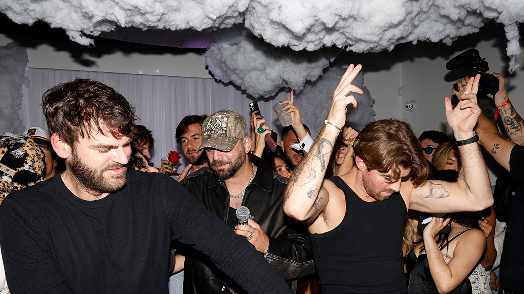 The Chainsmokers’ ‘Breathe’ Release Party Ends with Police Shutdown The Chainsmokers’ ‘Breathe’ Release Party Ends with Police Shutdown