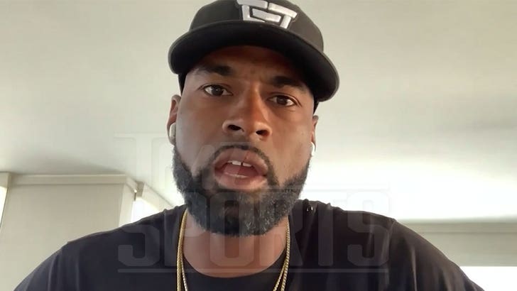 112825_calvin_johnson_kal