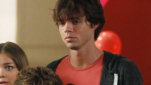 0821-Reid-Ewing-Memba-Them-hero