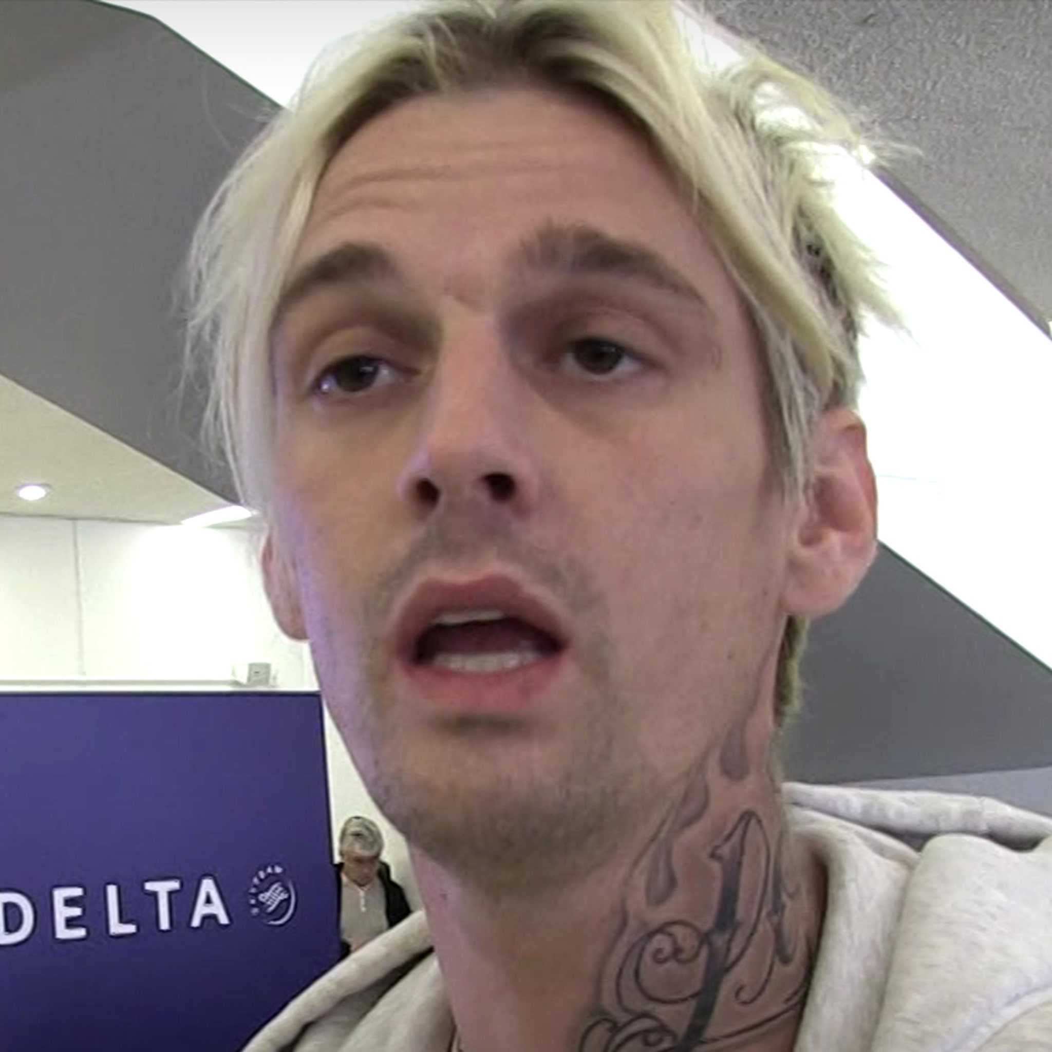 Video of aaron carter huffing