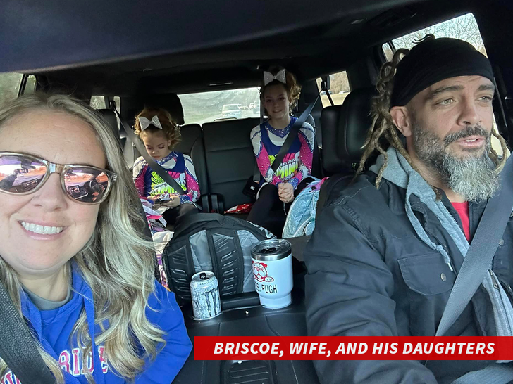 Briscoe, Wife, And His Daughters