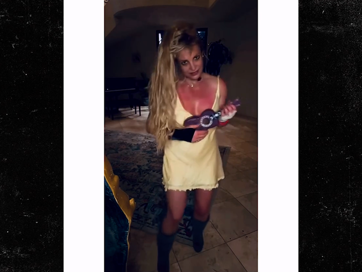 062126_britney_spears_sub_v2