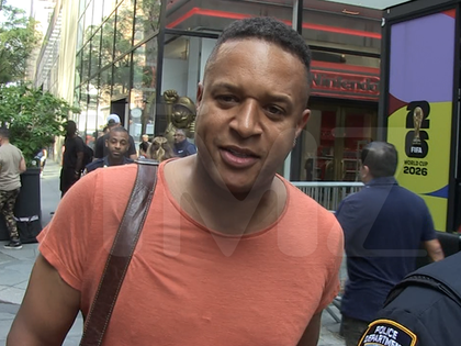 071726 craig melvin primary