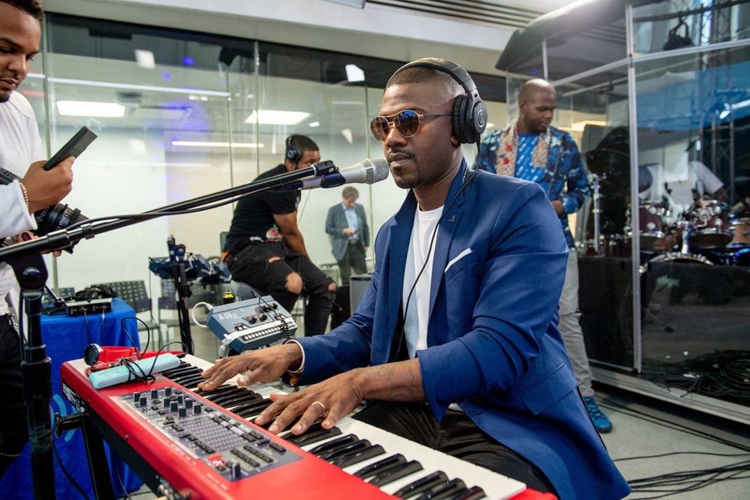 Ray J Performance photos 12