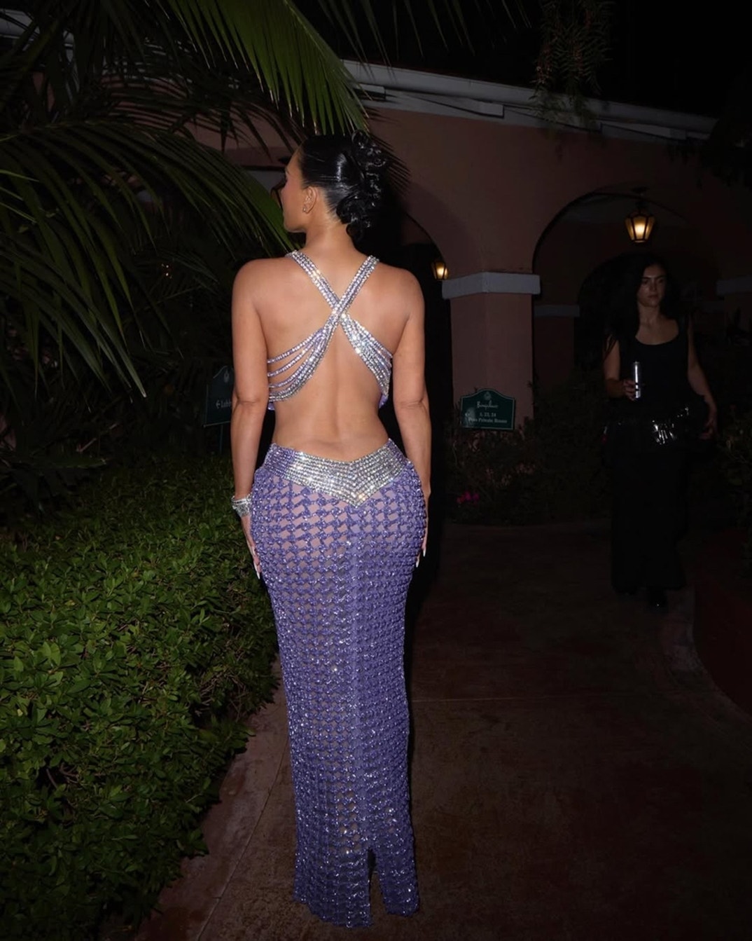 Kim Kardashian James Bondb6