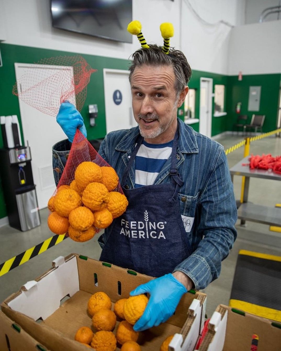 David Arquette with Feeding America and LA Food Bank