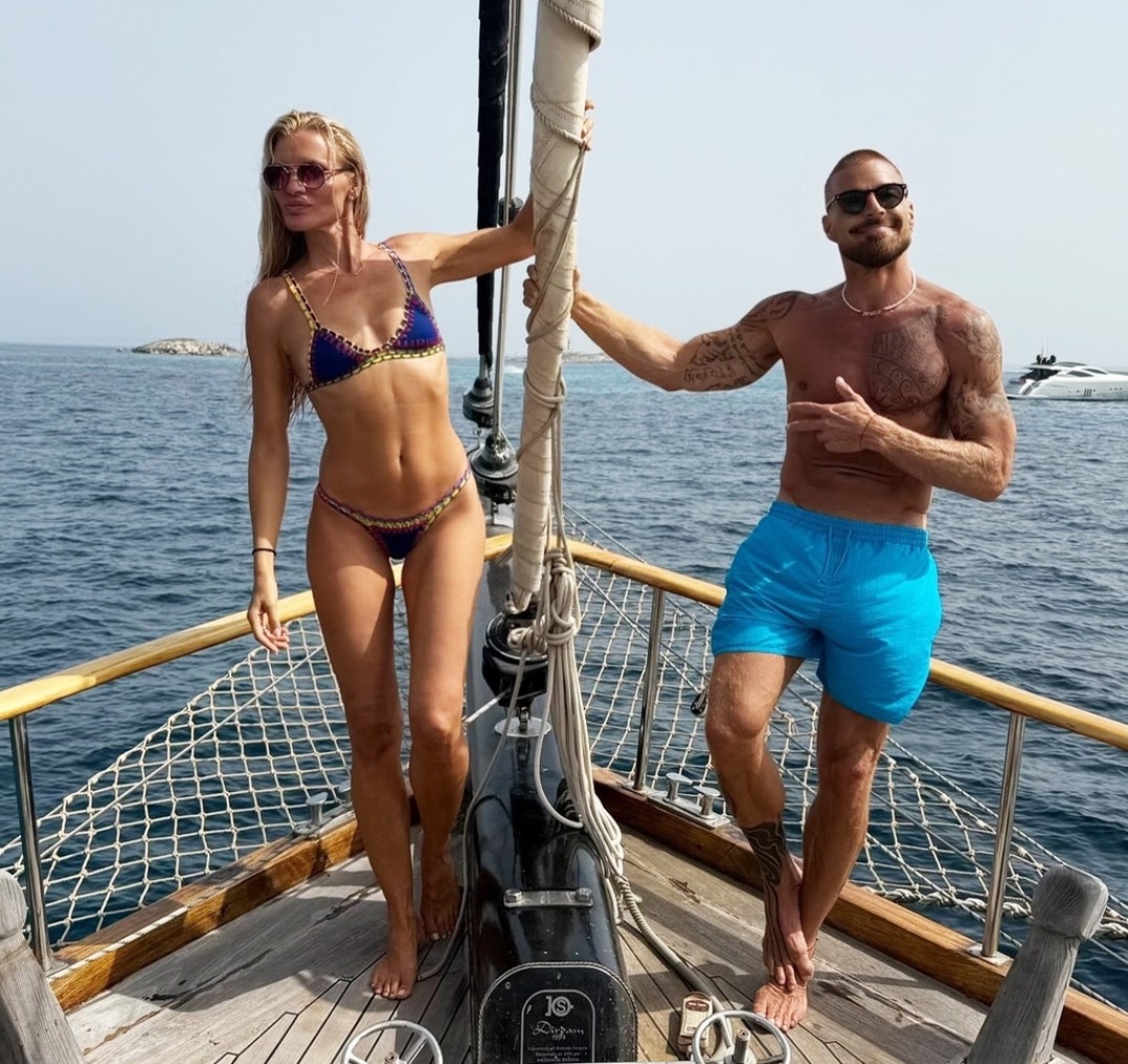 Esther Cañadas and Ricky Martin