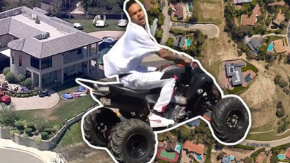 052416_tv_clips_chris_3705467