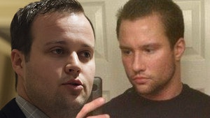 Josh Duggar Sued -- That's MY Face on His Ashley Madison Page