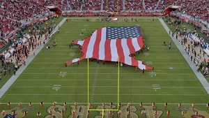 49ers Cheerleader Kneels During National Anthem