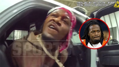 062525_pacman_jones_elbows_kal