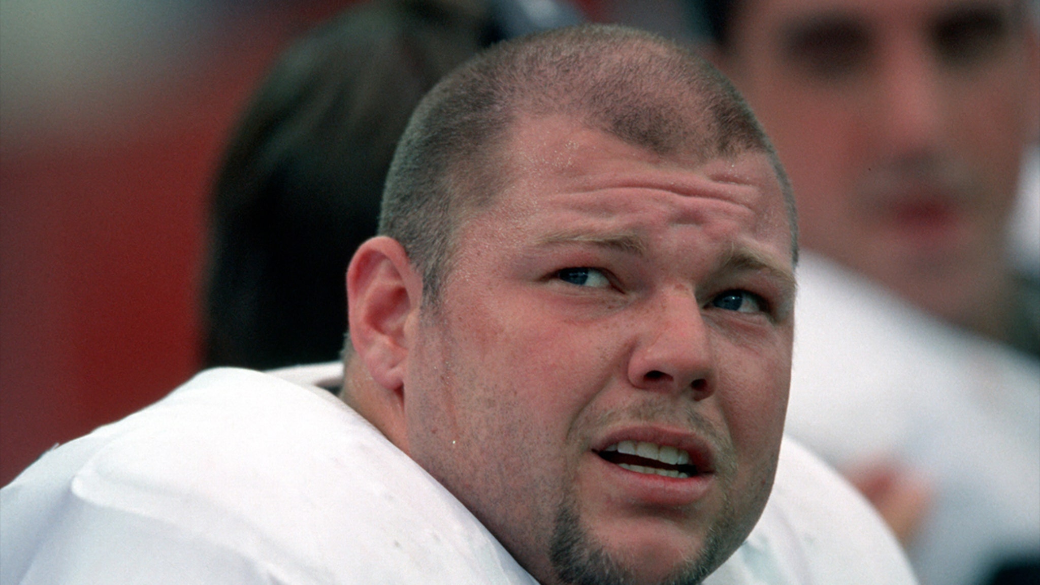 Ex-Raiders Star Barret Robbins Dead at 52