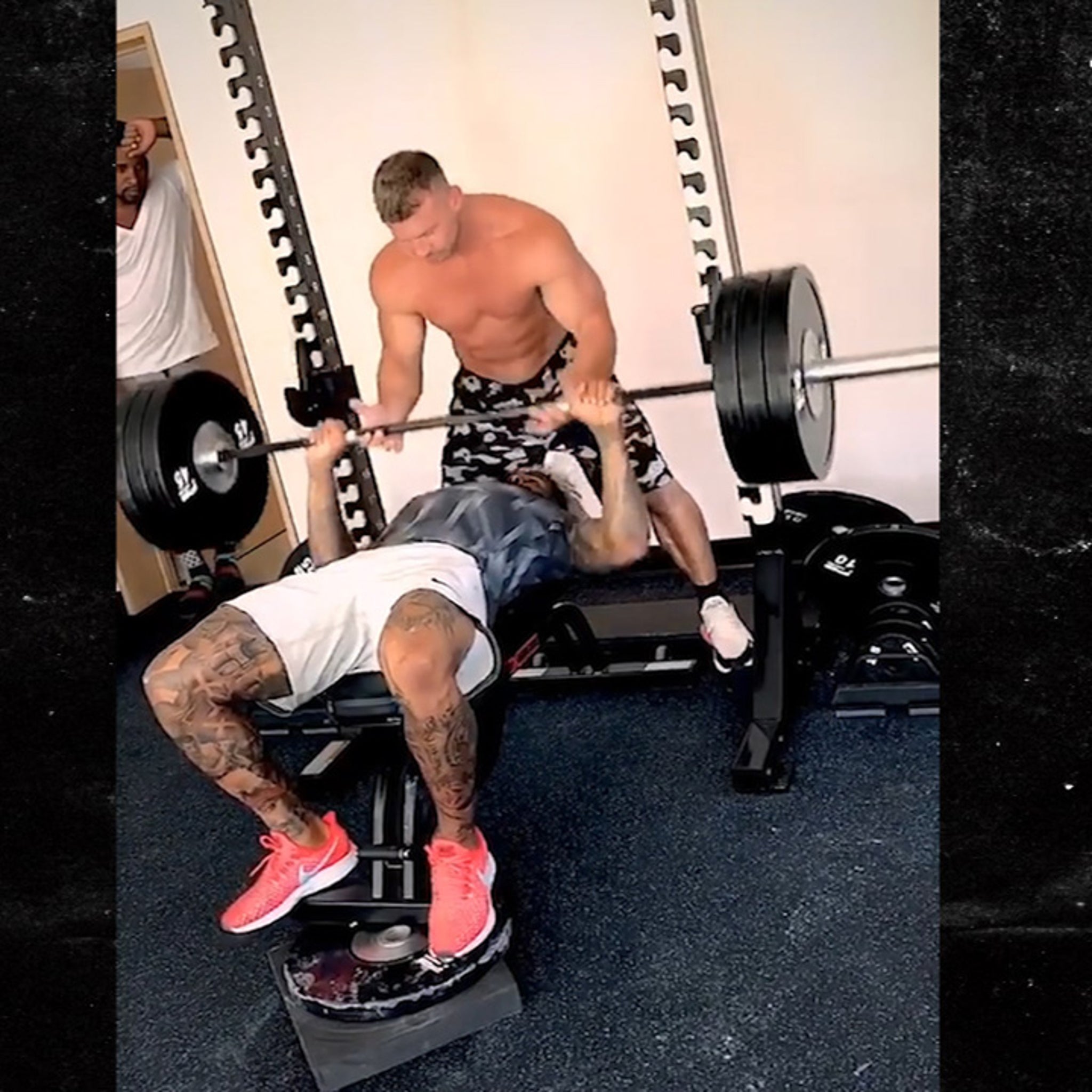 Odell Beckham Hits 315 Lbs On Bench Press