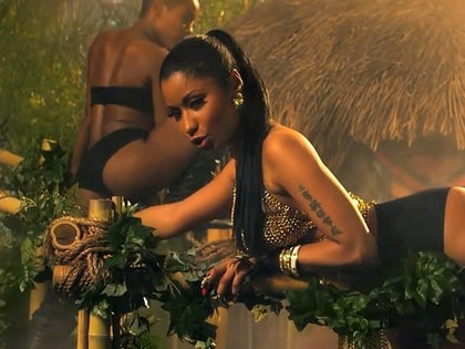 0822-nicki-minaj-anaconda-01