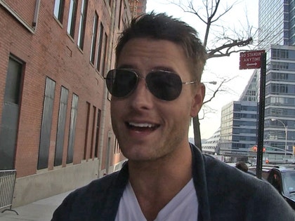 022317_justin_hartley_primary