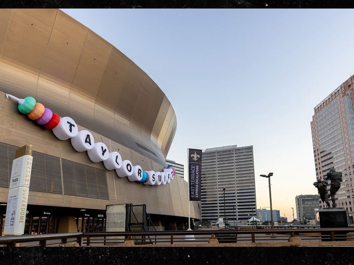 Taylor Swift at Caesars Superdome